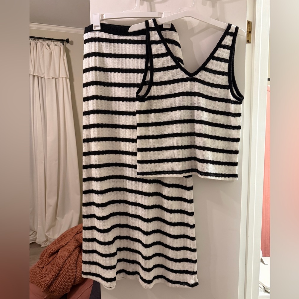 Black and White Striped Knit Set